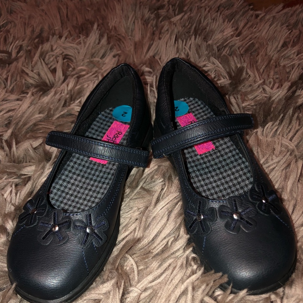 BRAND NEW, NEVER WORN MARY JANE GIRLS SHOES